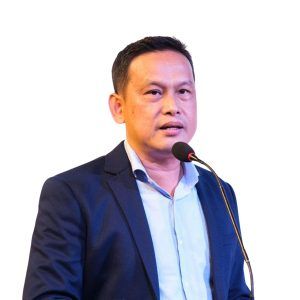 Kongchak Team Member, CEO Te Song