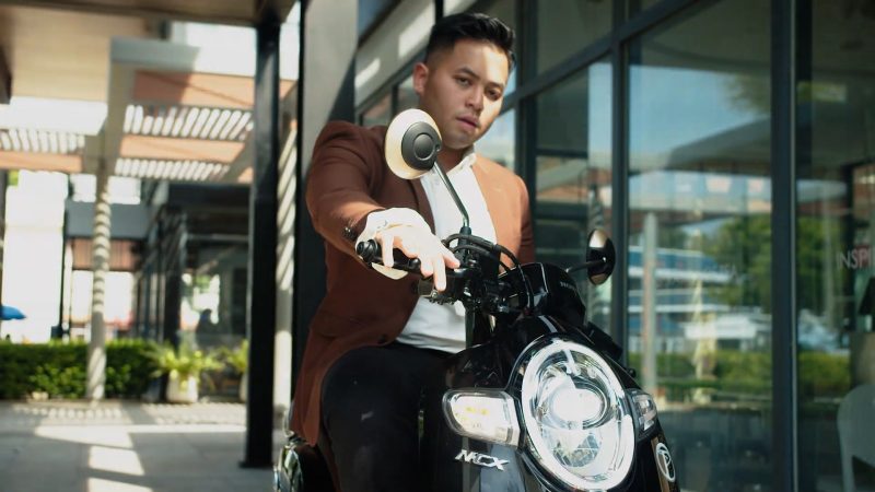 New Scoopy I with Manith - Kongchak